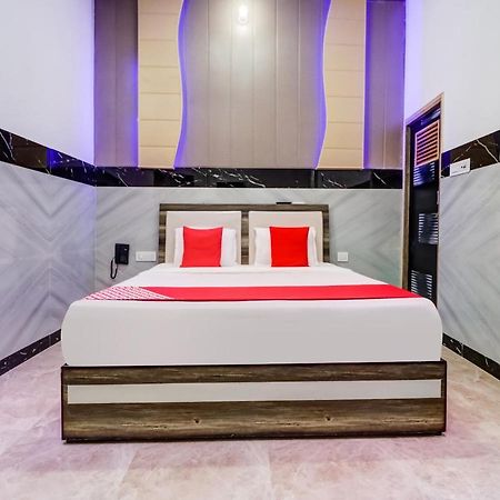 Oyo Flagship 83121 Hotel Rose Vip Sahāranpur Eksteriør bilde