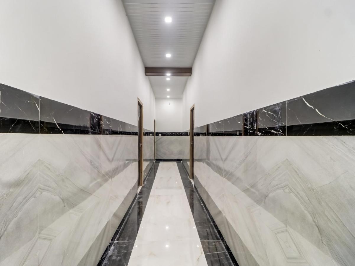Oyo Flagship 83121 Hotel Rose Vip Sahāranpur Eksteriør bilde