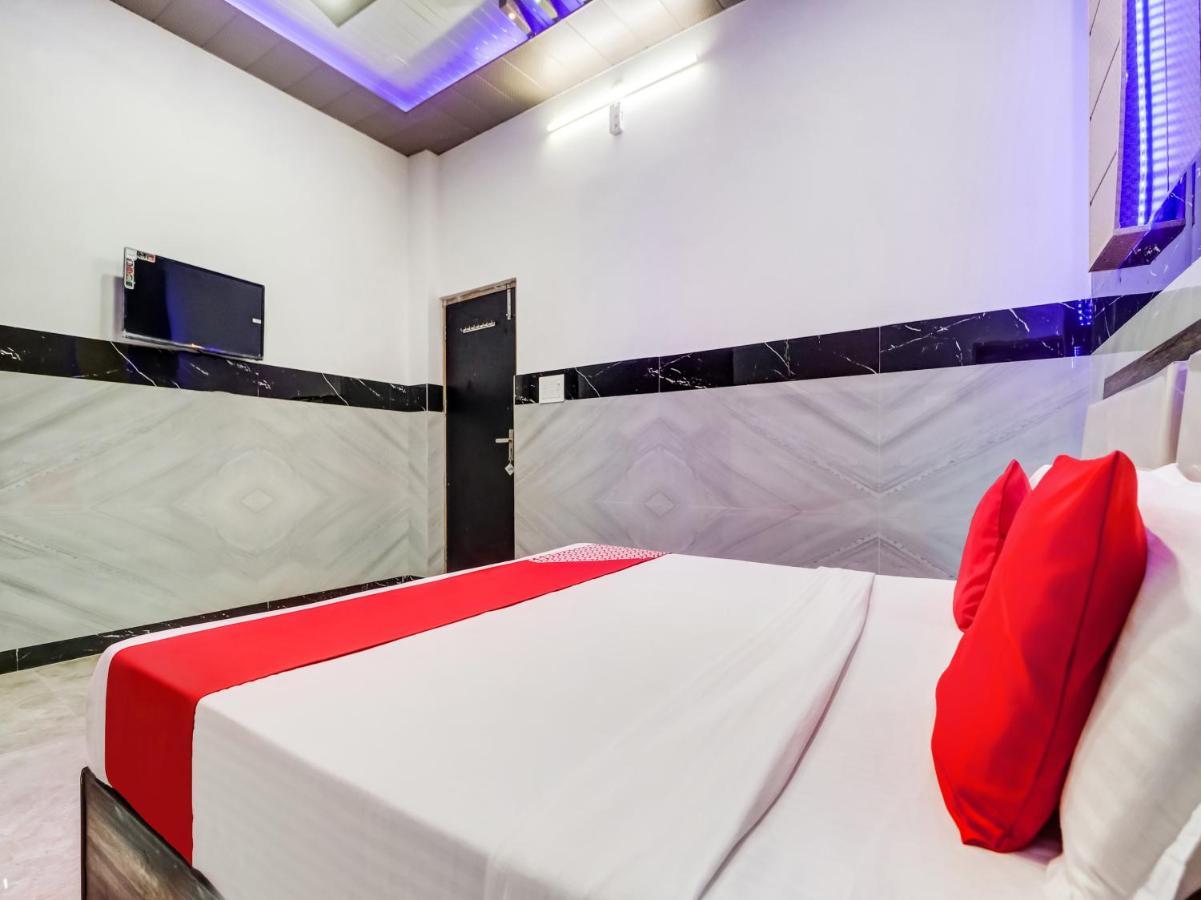 Oyo Flagship 83121 Hotel Rose Vip Sahāranpur Eksteriør bilde